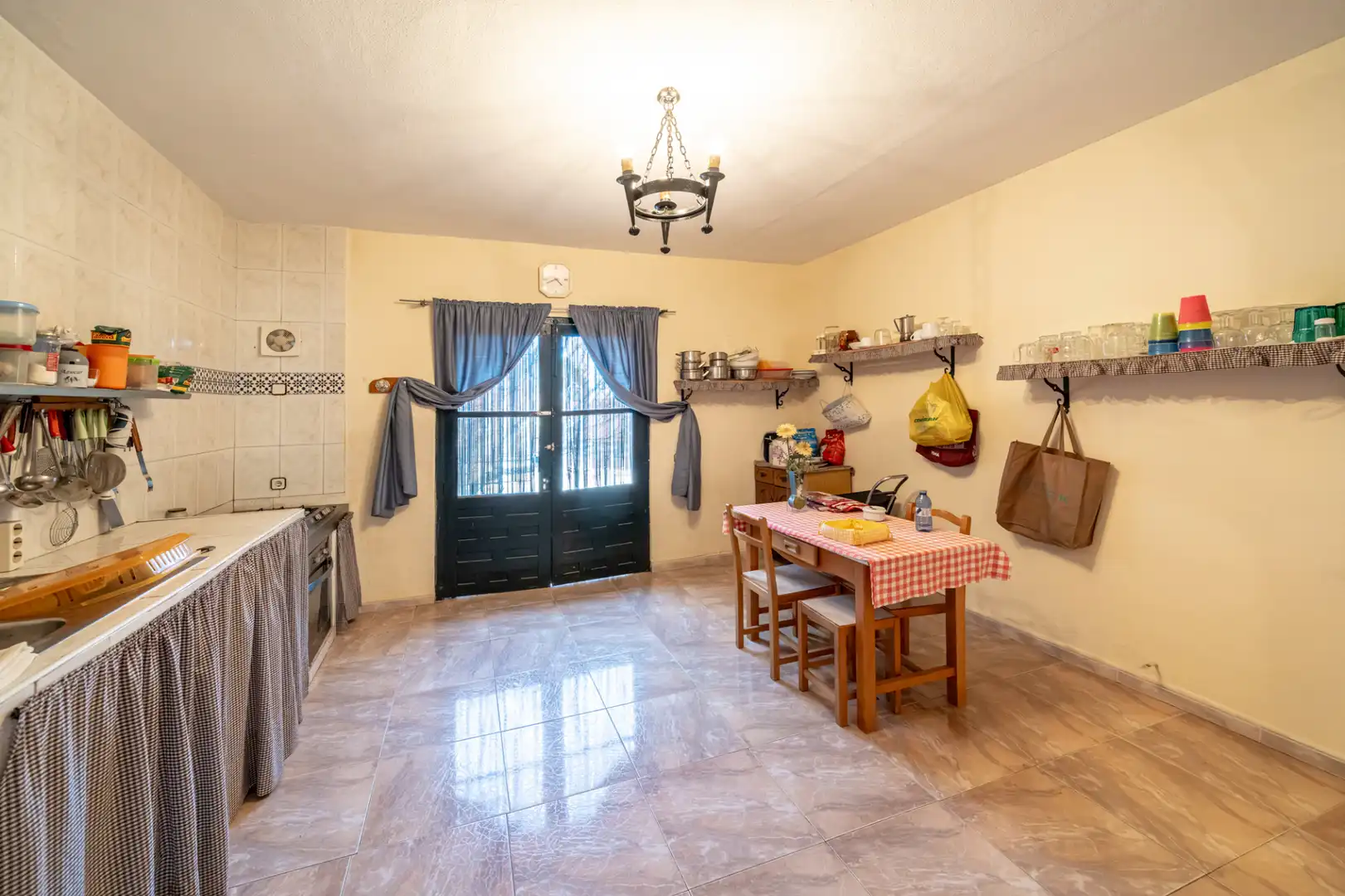 Kitchen of Detached homes for sale in Chinchón  with Air Conditioner, Heating and Private garden