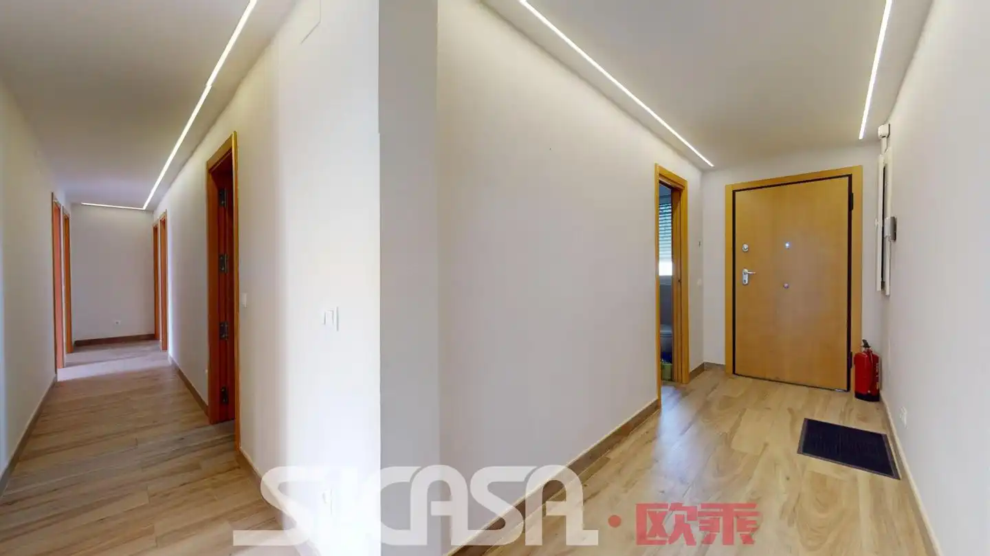 Semi-detached house with pool for sale in Parla Este, imagen 24