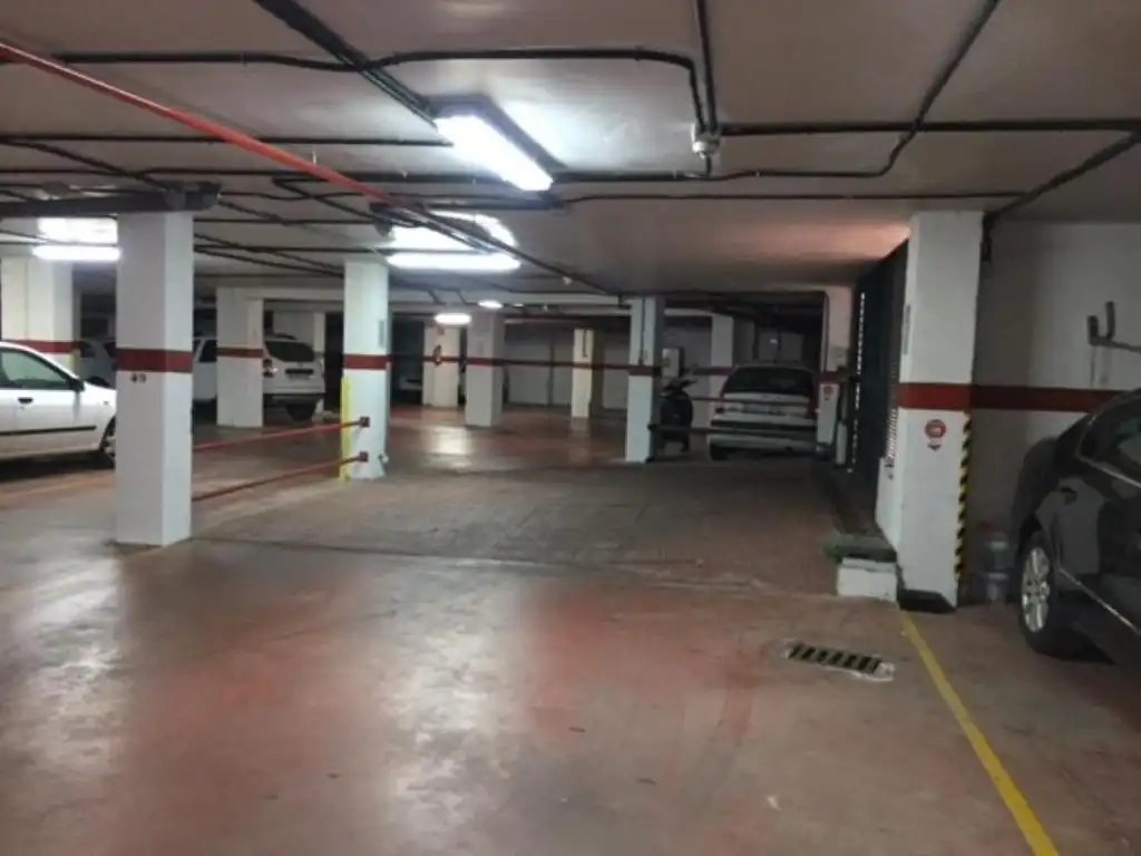 Aparcament de Garatge en venda en Huelva