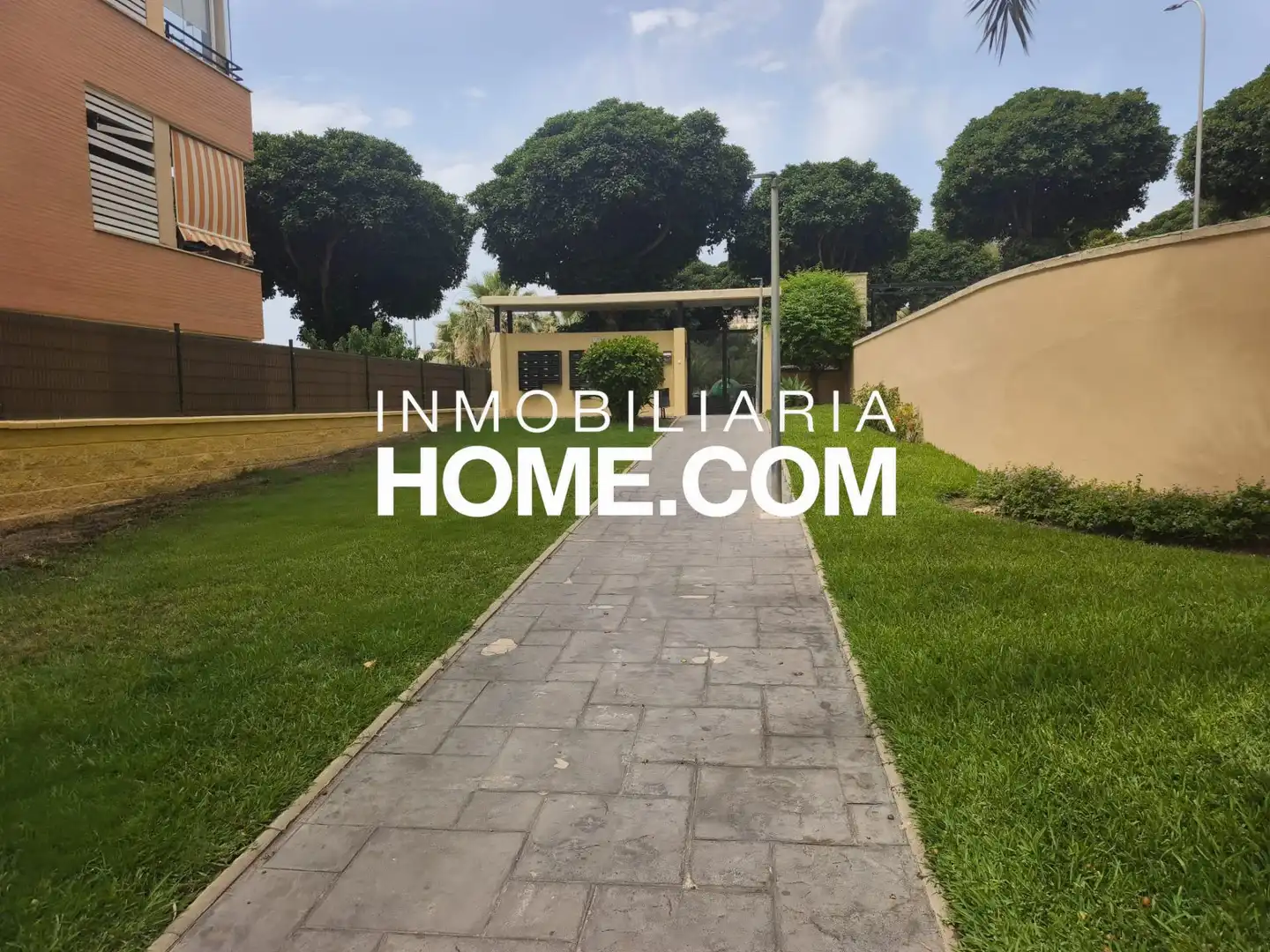 Flat with terrace for sale in Calle Andrés Segovia, imagen 9