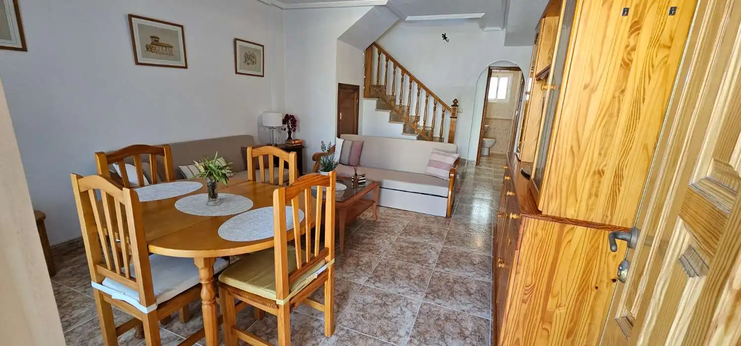 Sala de estar de Dúplex en venta en Orihuela con Terraza, Piscina y Amueblado