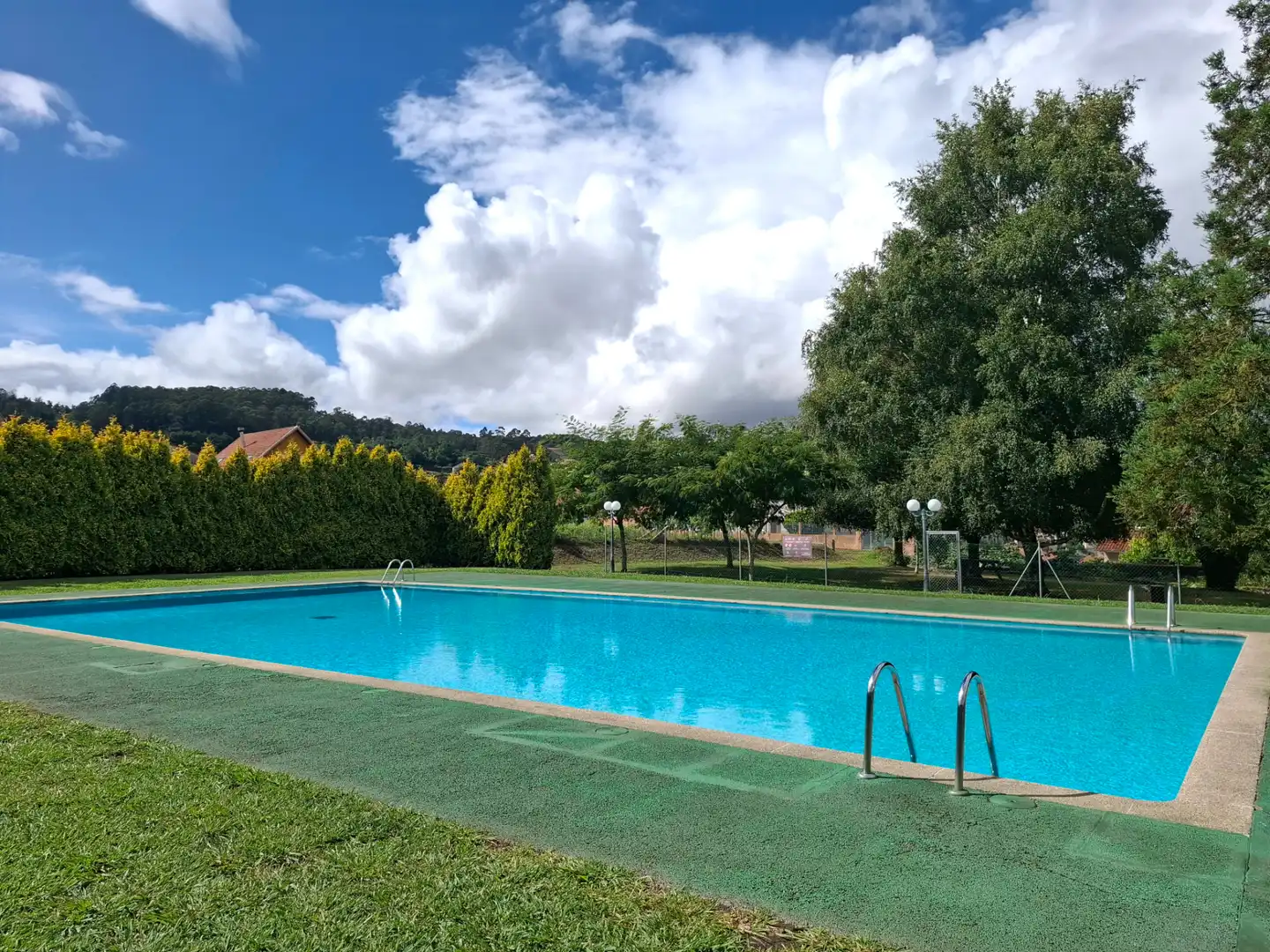 Appartement avec piscine à vendre à Urbanización San Eleuterio