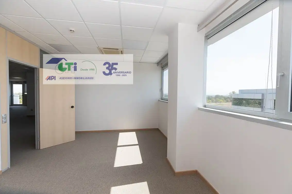 Office space to rent in C/Bari, imagen 28