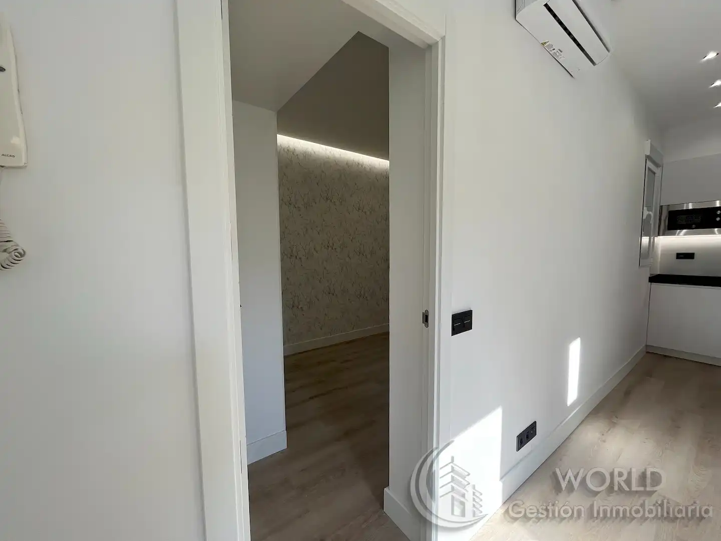 Wohnung zum Verkauf in Madrid mit Klimaanlage, Heizung und Möbliert