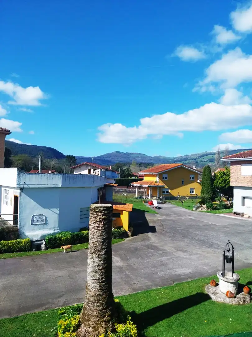 Vista exterior de Casa o chalet en venta en Santoña con Calefacción, Jardín privado y Terraza