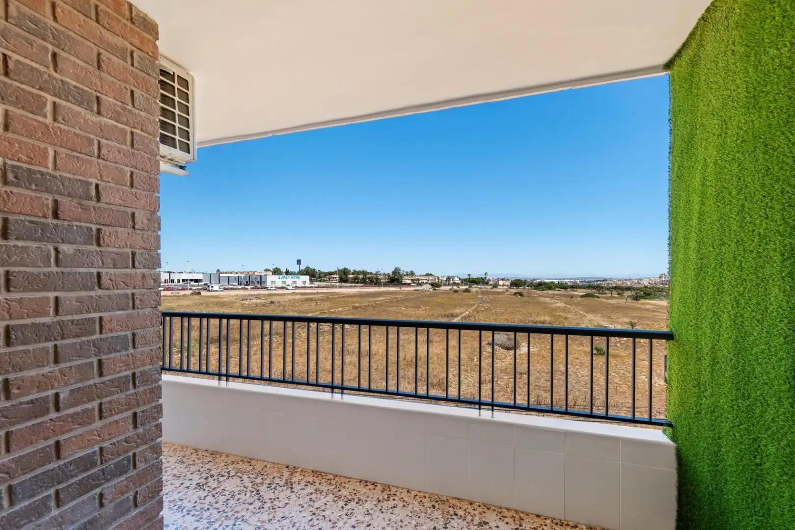 Apartament amb terrassa en venda a Calle Cala Dorada, imagen 5