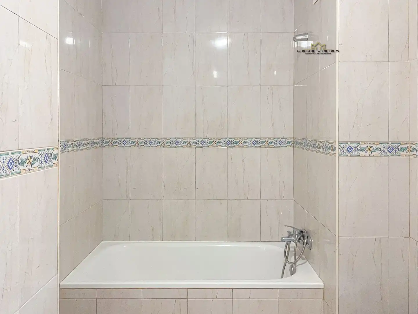Bathroom of Flat for sale in Jerez de la Frontera
