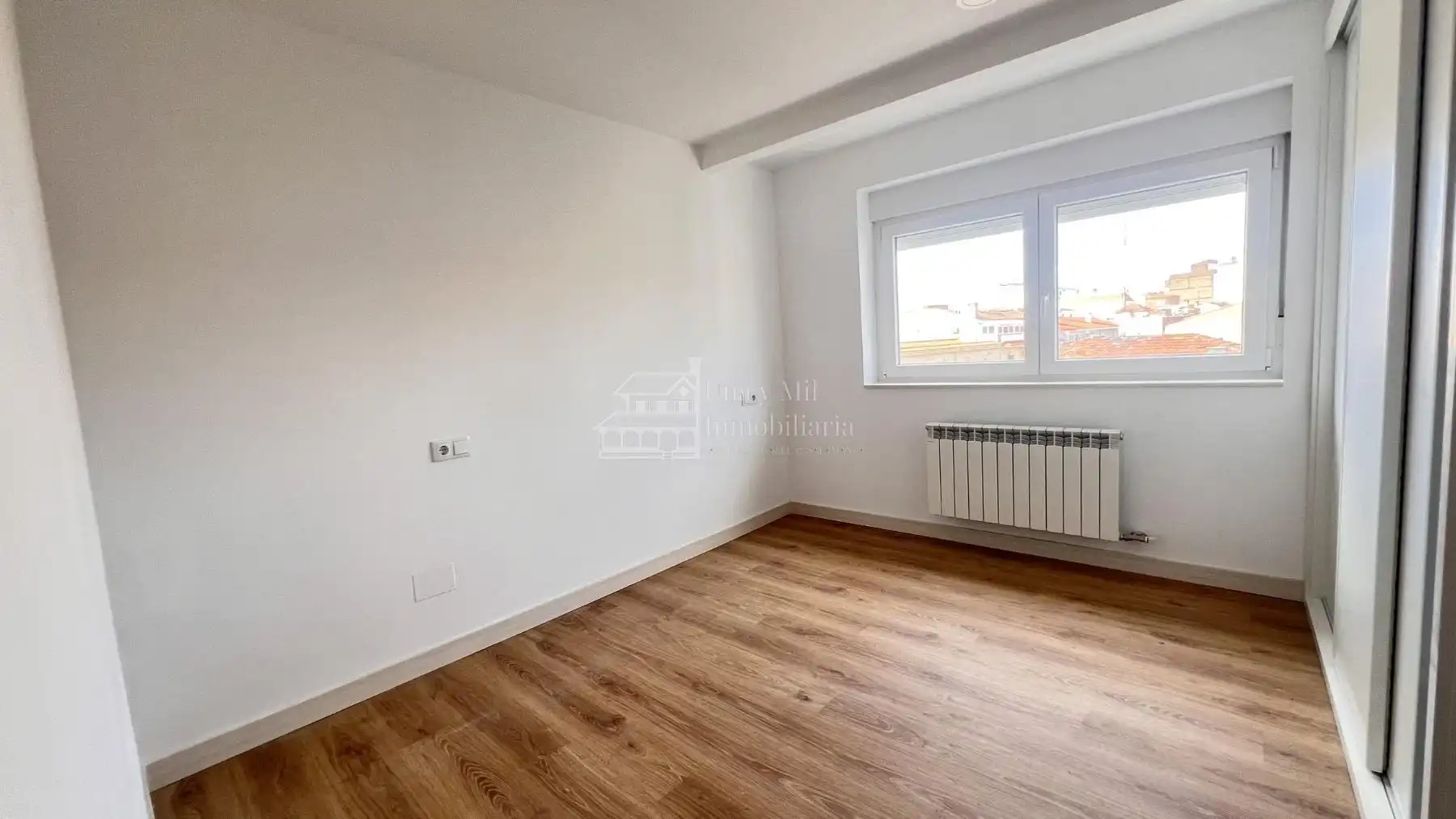 Schlafzimmer von Wohnung zur Miete in Salamanca mit Heizung, Terrasse und Balkon