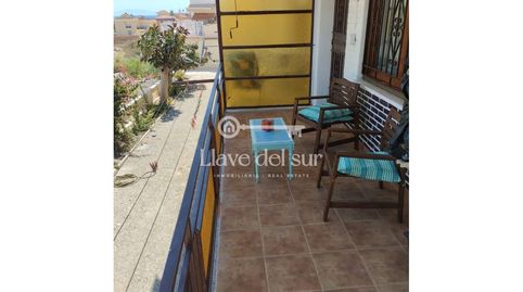 Foto 3 de Piso en venta en Calle Serrano, Calabardina, Águilas