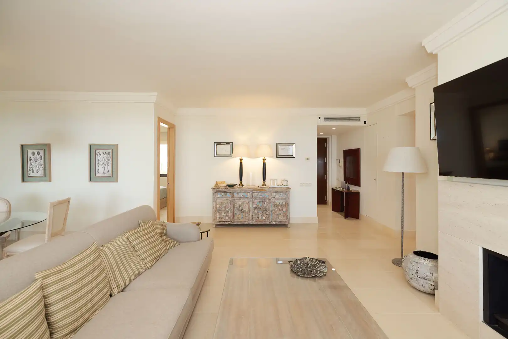 Flat with pool for sale in Urbanizacion los Altos de los Monteros, imagen 17