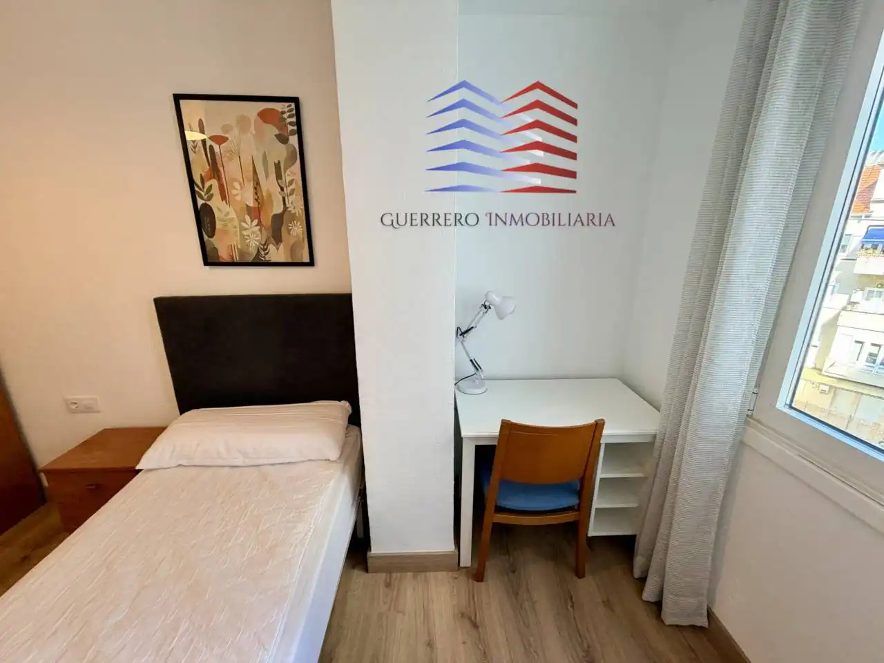 Habitación de Piso de alquiler en Ourense Capital  con Calefacción, Parquet y Alarma