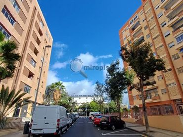 Flat with lift for sale in Tome Cano