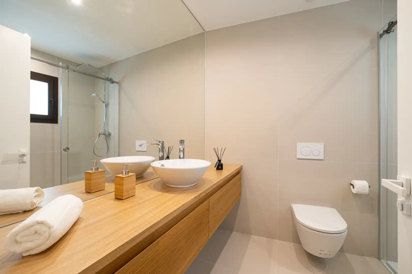 Bathroom of Apartments for rent in Fuengirola  with Air Conditioner, Heating and Terrace