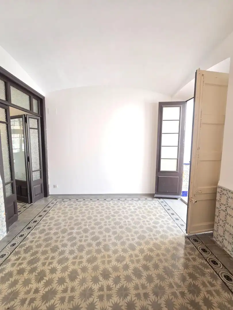 Planta baja de alquiler en El Masnou con Aire acondicionado, Calefacción y Jardín privado
