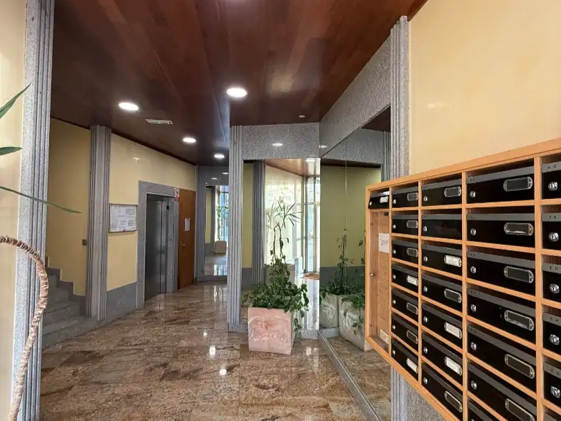 Wohnung zur Miete in Estrada Pola Vía, 116, Nigrán centro