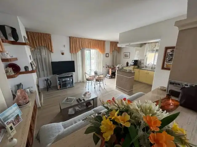 Detached house with pool for sale in Alcanar, imagen 3
