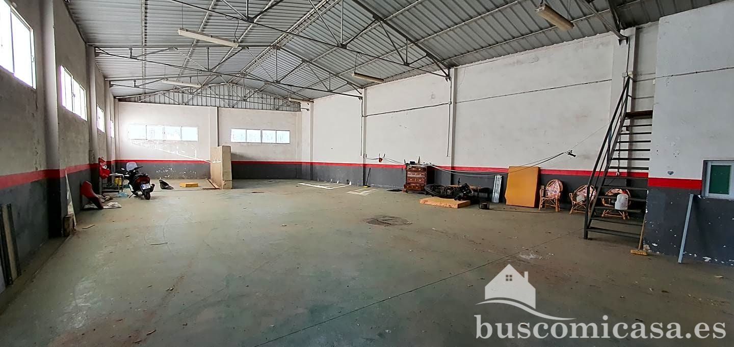 Nau industrial de lloguer en Linares