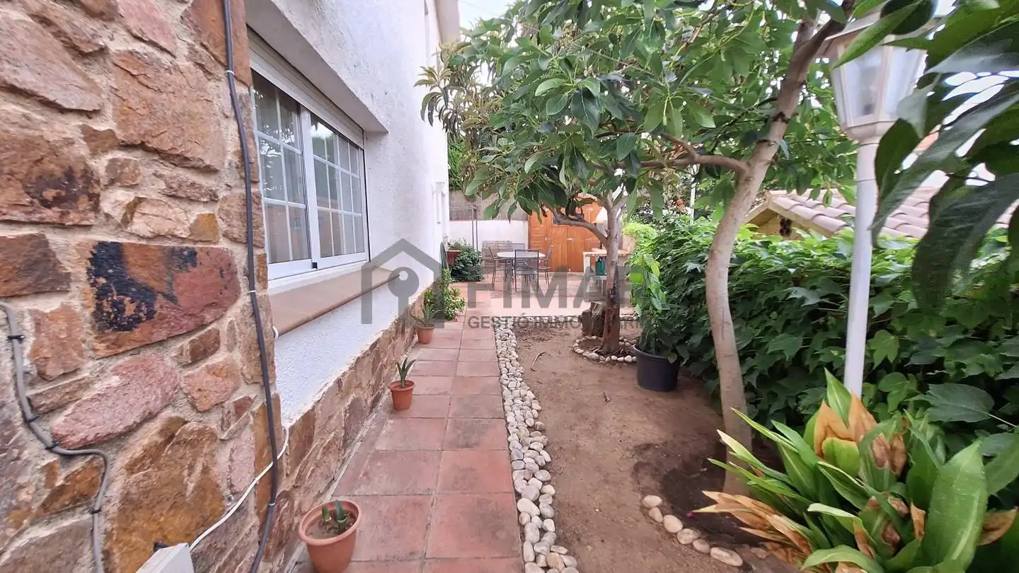 Jardín de Casa o chalet en venta en Vilassar de Dalt con Aire acondicionado, Calefacción y Jardín privado