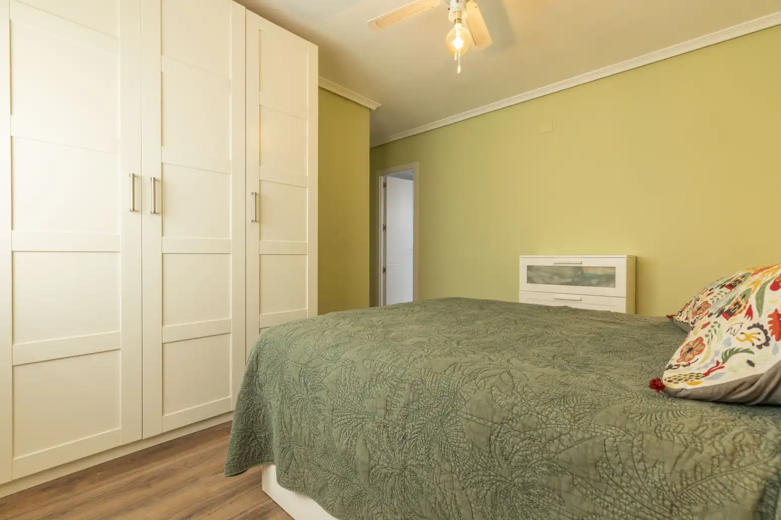 Habitación de Piso en venta en Alboraya con Aire acondicionado, Calefacción y Parquet