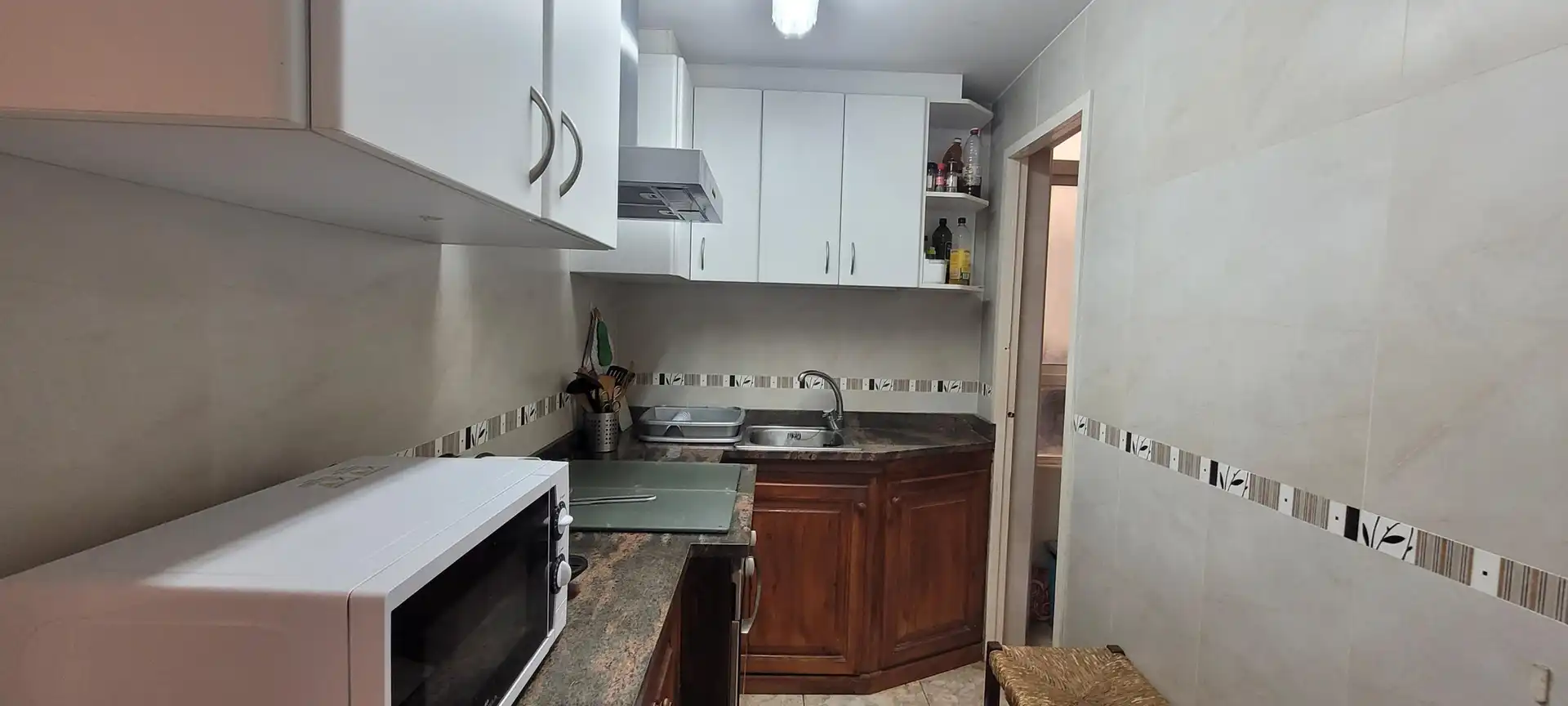 Cocina de Piso en venta en L'Estartit con Terraza y Piscina comunitaria