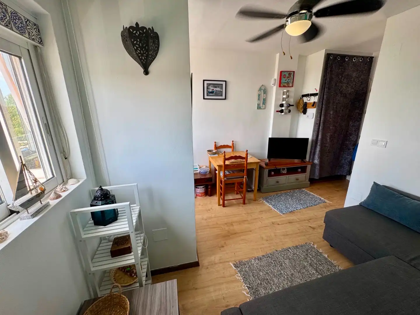 Living room of Study for sale in Torrevieja  with Parquet flooring, Furnished and Alarm