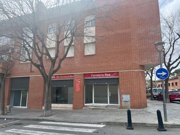 Business premises for sale in C. Botànica 1, Baixos 3