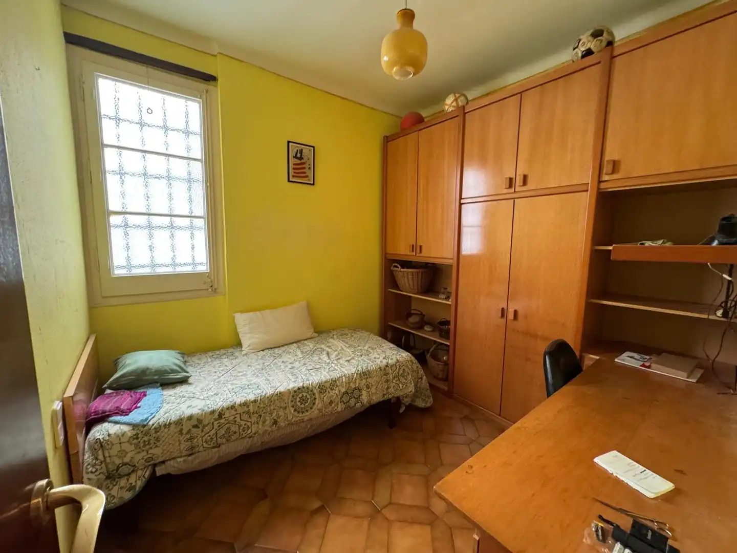 Habitación de Piso en venta en Barcelona con Parquet, Amueblado y Horno