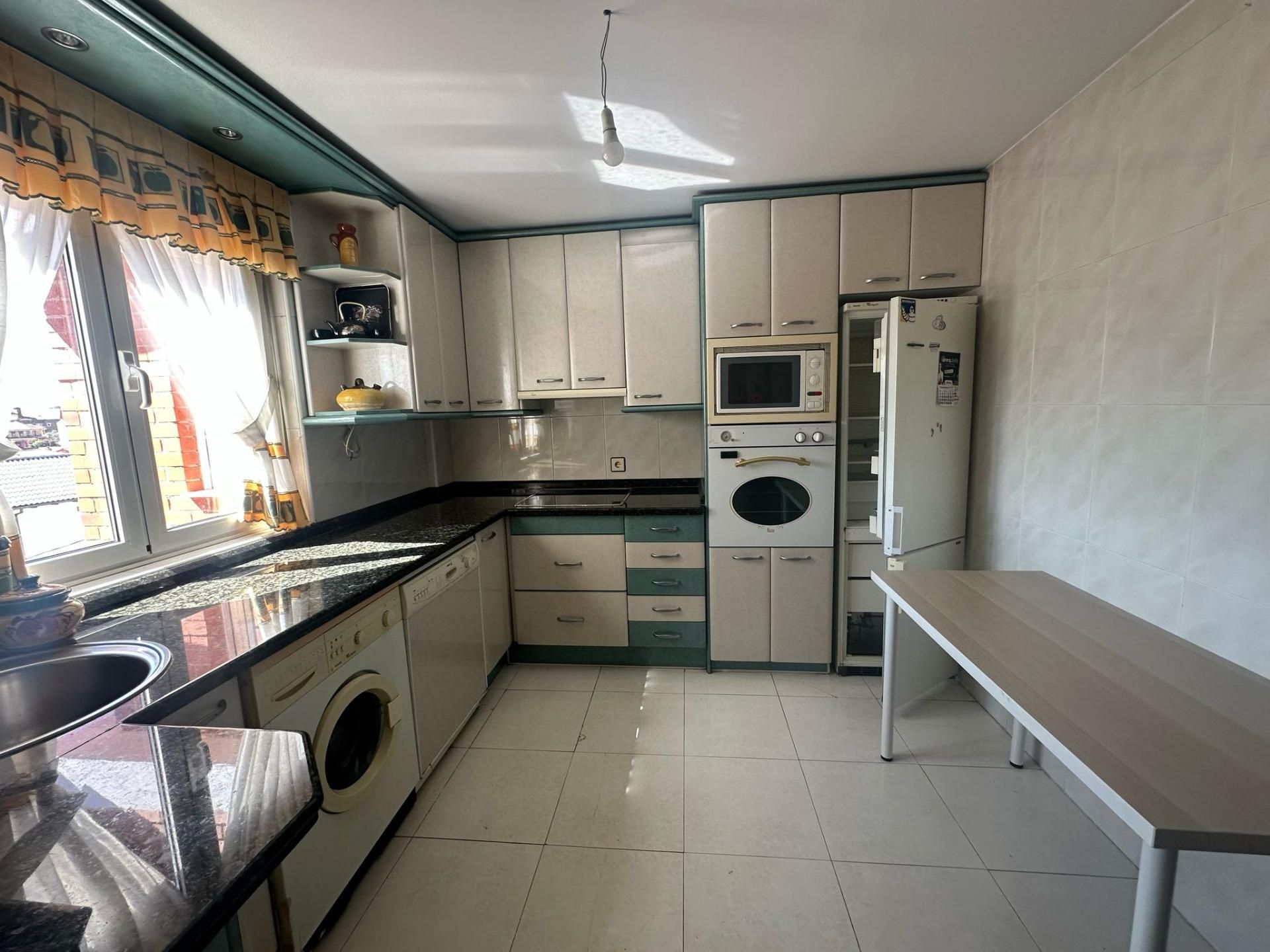 Maisonette zum verkauf in Calle IGLESIA-VILLAQU