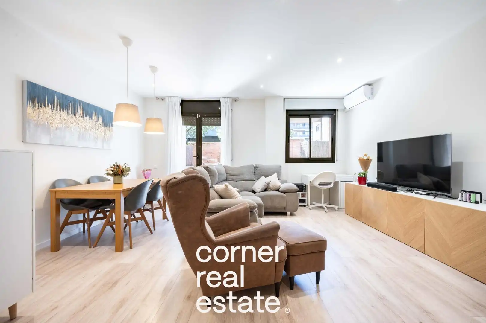 Exterior view of Ground floor for sale in Sant Cugat del Vallès  with Heating, Parquet flooring and Terrace