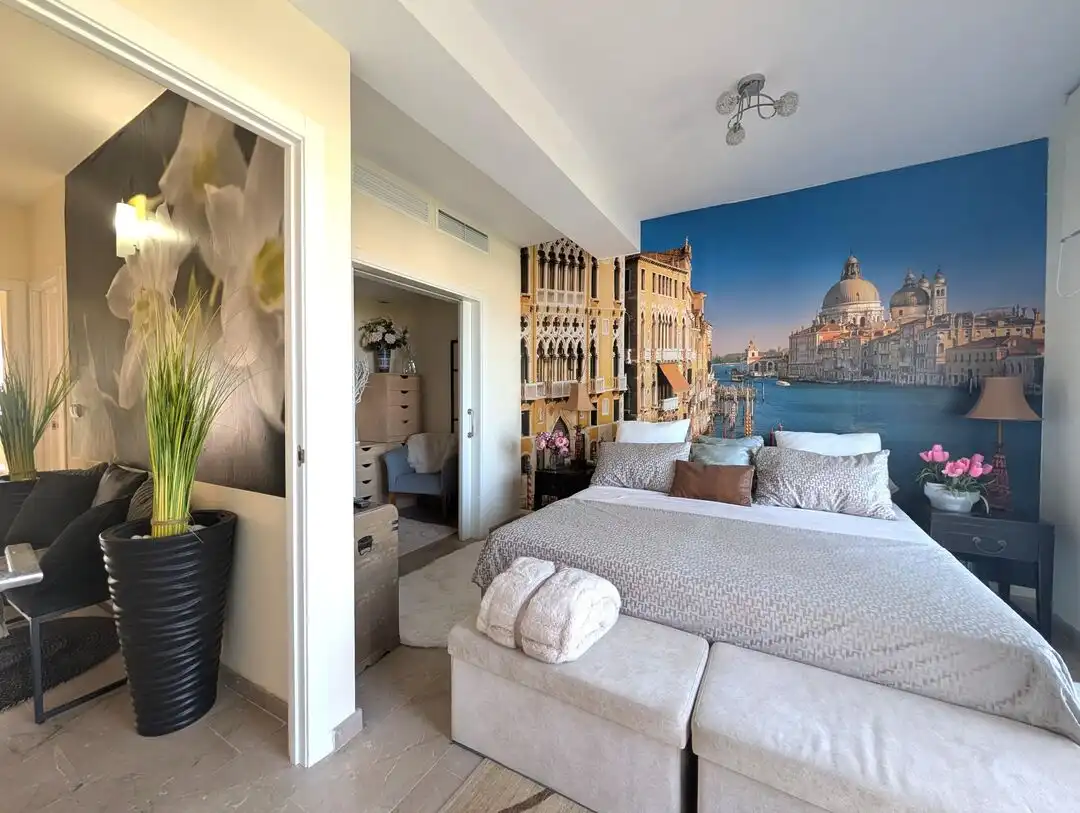 Bedroom of Detached homes for sale in La Alcaidesa  with Air Conditioner, Heating and Private garden