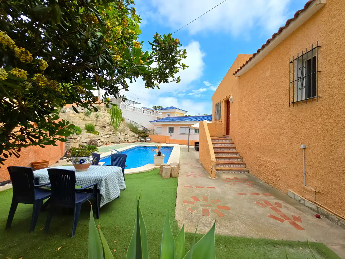 Exterior view of Houses for sale in El Campello  with Air Conditioner, Heating and Private garden