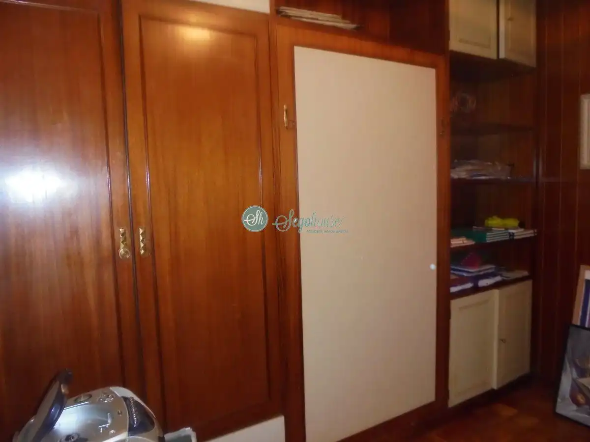 Bedroom of Flat for sale in Segovia  with Heating, Parquet flooring and Storage room
