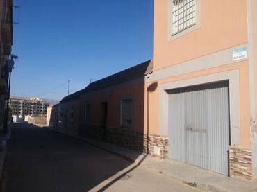 Individuel à vendre à Calle Rosalía