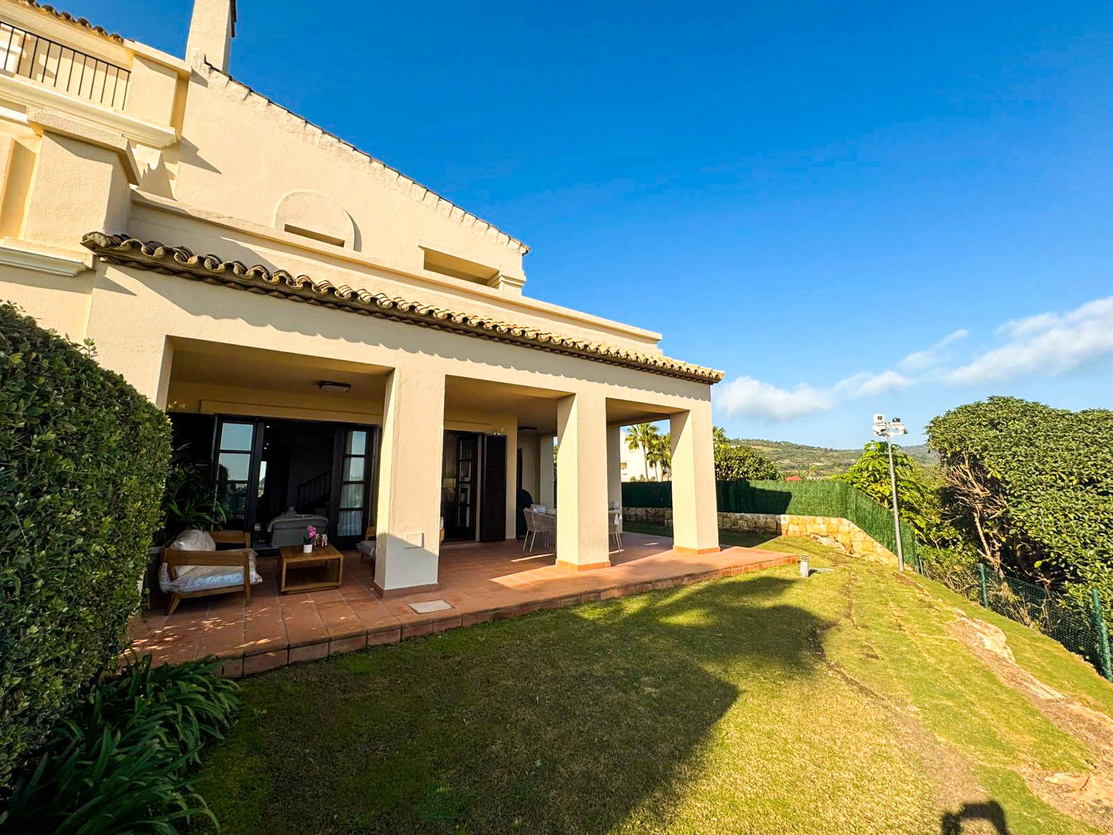 Garden of House or chalet to rent in Sotogrande  with Air Conditioner, Heating and Private garden