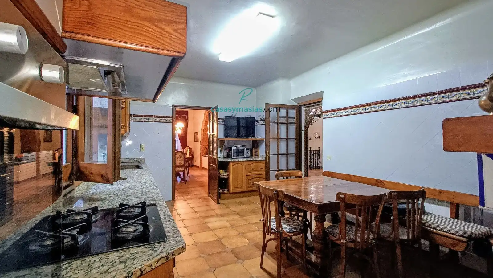 Cocina de Finca rústica de alquiler en Font-rubí con Aire acondicionado, Calefacción y Jardín privado