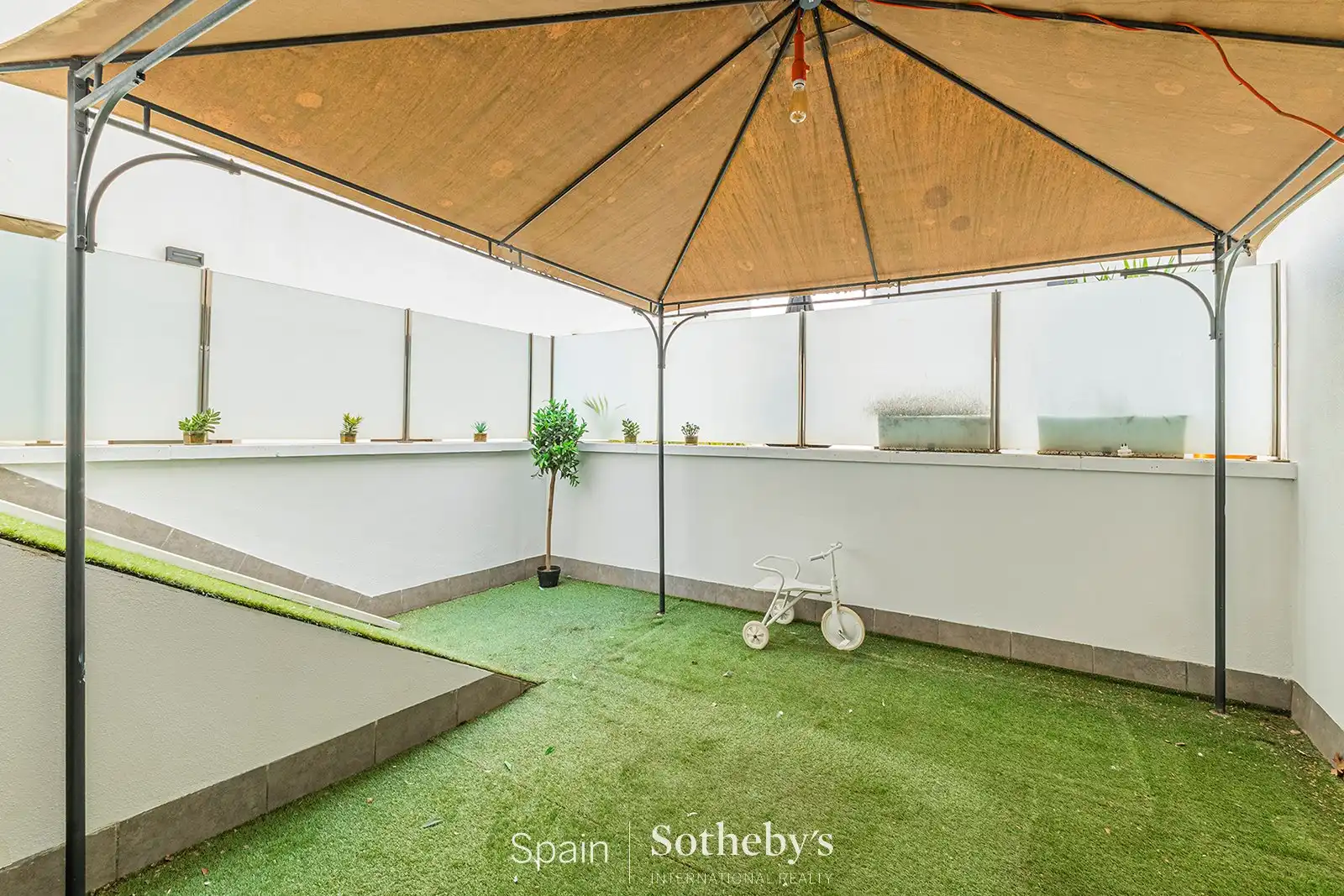 Terraza de Apartamento en venta en Barcelona con Aire acondicionado, Calefacción y Terraza