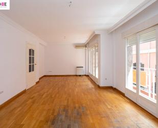 Flat for sale in  Granada Capital  with Balcony