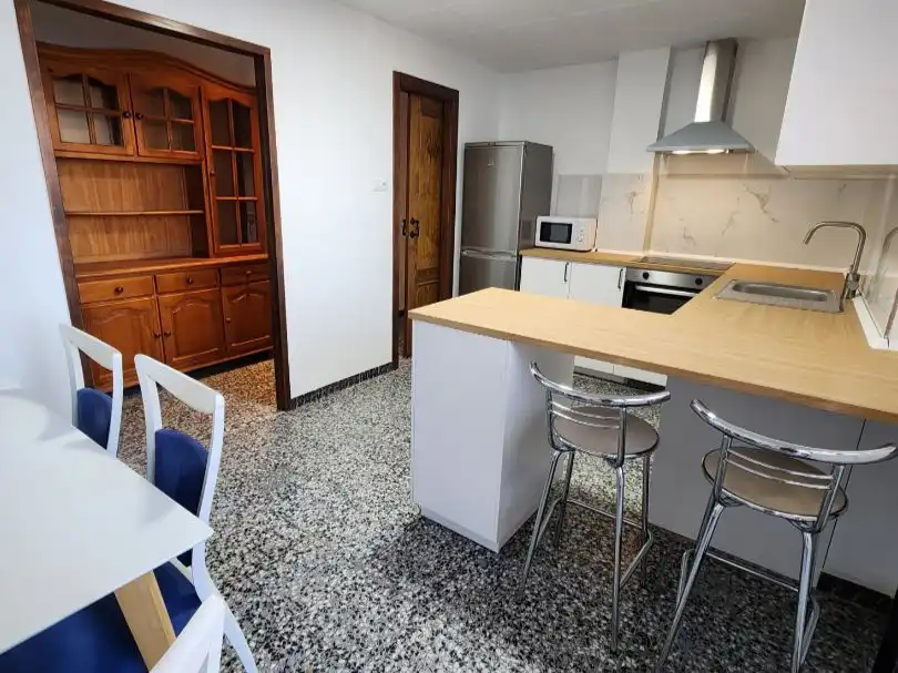 Piso de alquiler en Calle Navarra, 9, Plaza Castelar - Mercado Central
