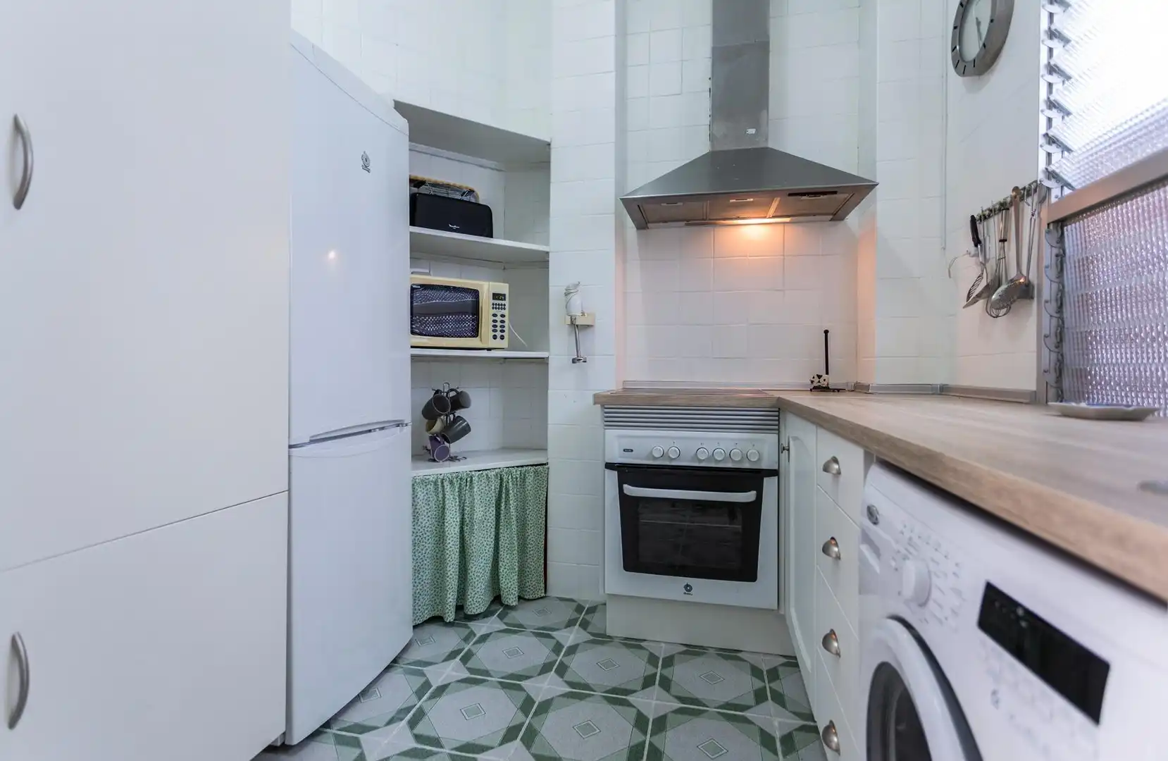 Küche von Wohnung zum Verkauf in El Puerto de Santa María mit Klimaanlage