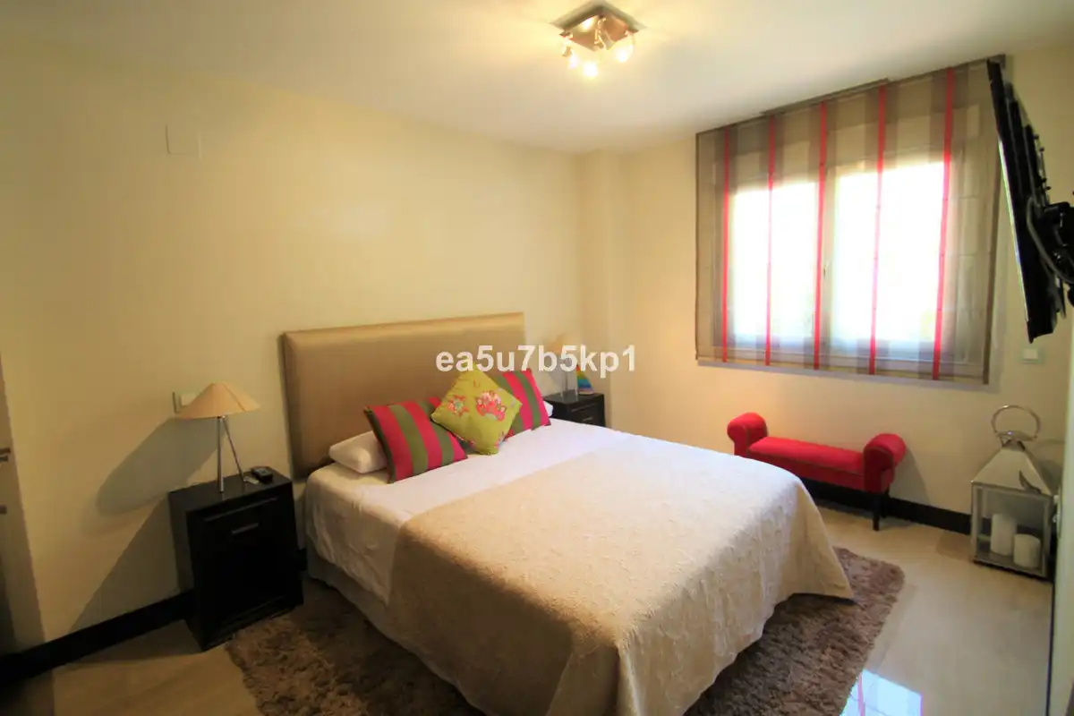 Apartamento con piscina en venta en Benahavís pueblo, imagen 16