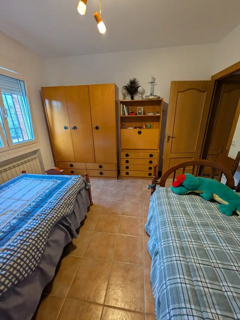 Habitación de Finca rústica en venta en Miguelturra con Aire acondicionado, Calefacción y Jardín privado