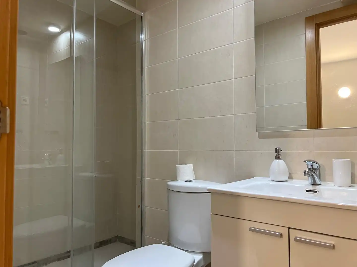 Baño de Apartamento en venta en Madrid con Aire acondicionado, Calefacción y Amueblado