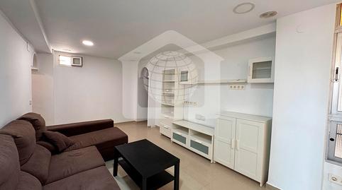 Foto 2 de Pis en venda a Calle Martínez Maldonado, 1, Los Castillejos - La Trinidad, Málaga