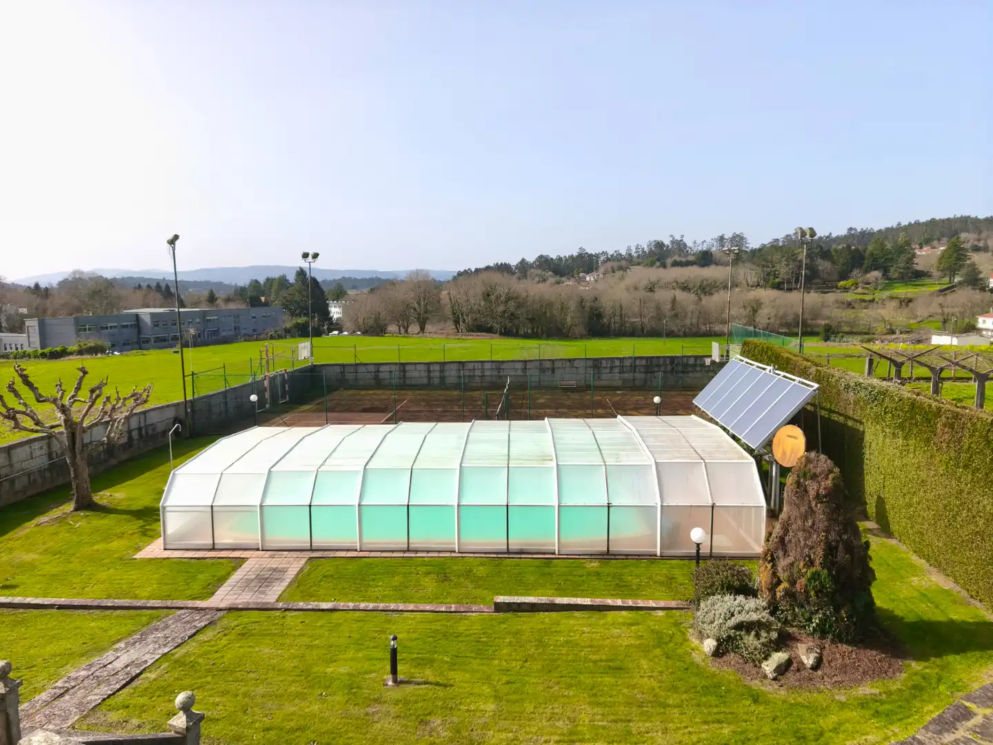 Jardí de Casa o xalet en venda en Santiago de Compostela  amb Calefacció, Jardí privat i Terrassa