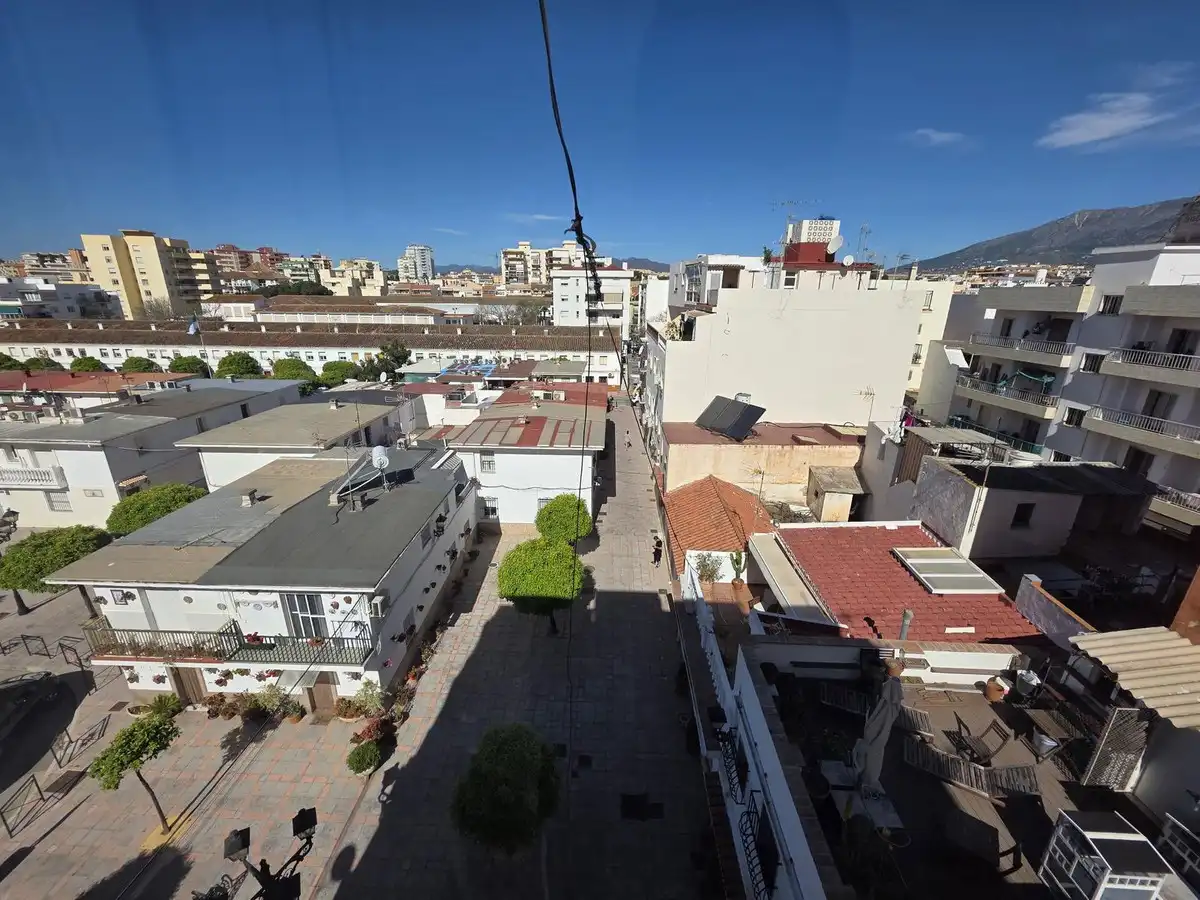 Vista exterior de Apartament en venda en Fuengirola amb Aire condicionat, Calefacció i Terrassa