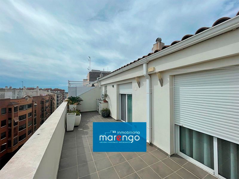 Vista exterior de Dúplex en venda en Vila-real amb Aire condicionat, Terrassa i Traster