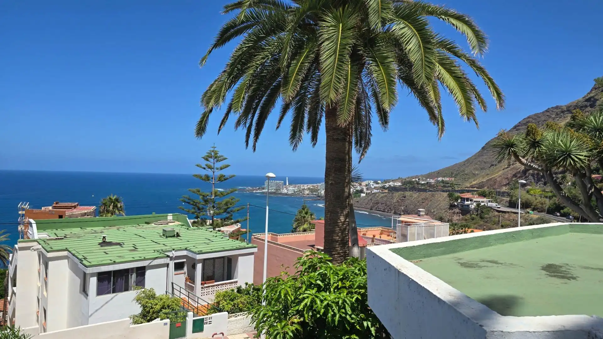 Exterior view of Flat for sale in San Cristóbal de la Laguna  with Terrace and Community pool