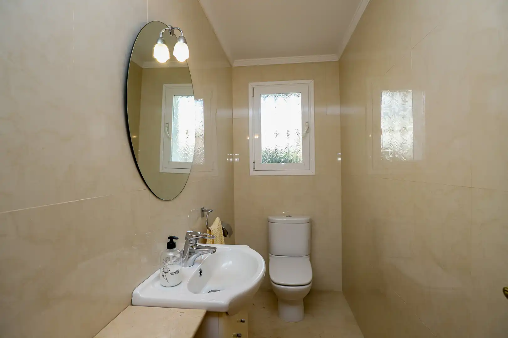 Baño de Casa o chalet de alquiler en Benahavís con Aire acondicionado, Calefacción y Terraza