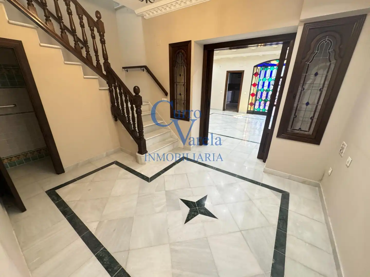 Houses for sale in Dos Hermanas  with Air Conditioner, Heating and Storage room