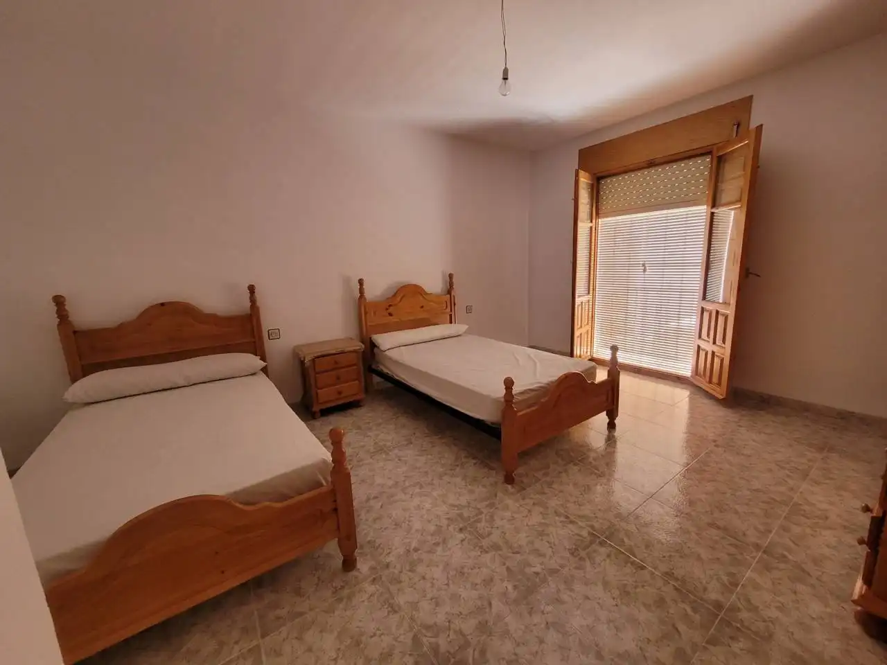 Dormitori de Casa o xalet en venda en Baza amb Moblat